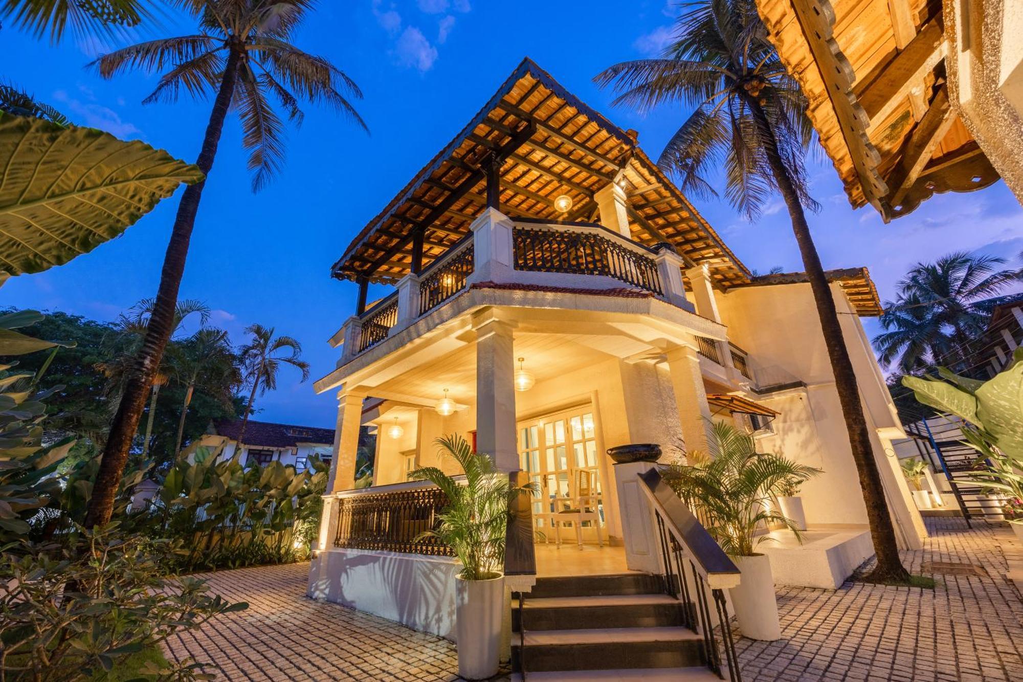 Elivaas 4 Bhk Villa Near Beach With Private Pool & Bar - Casa Boa Vida Candolim Exterior foto